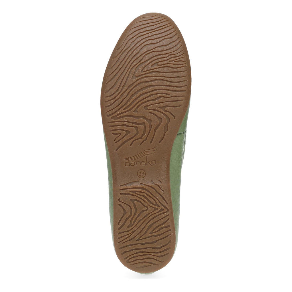  Lorri Jade Waxy Milled