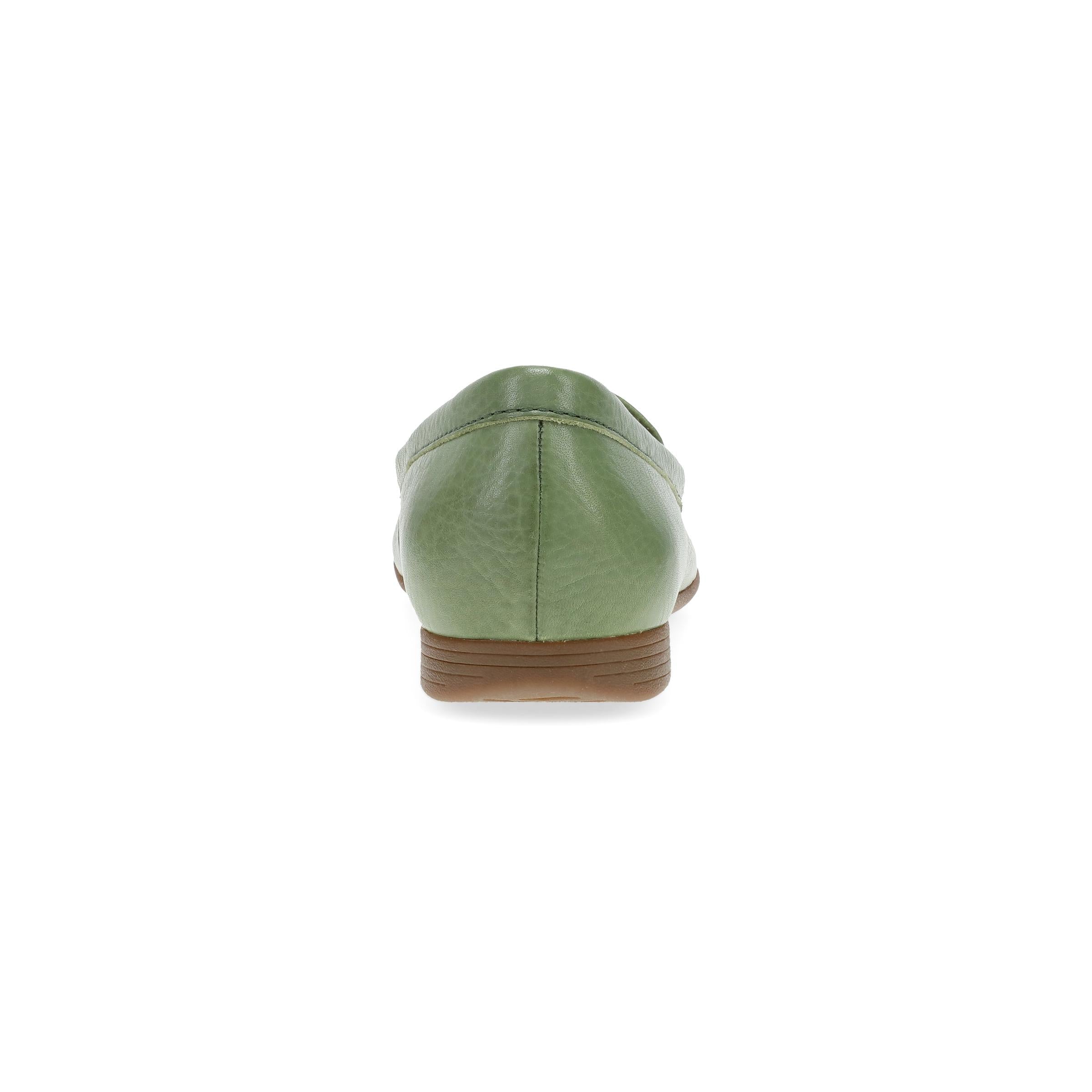  Lorri Jade Waxy Milled