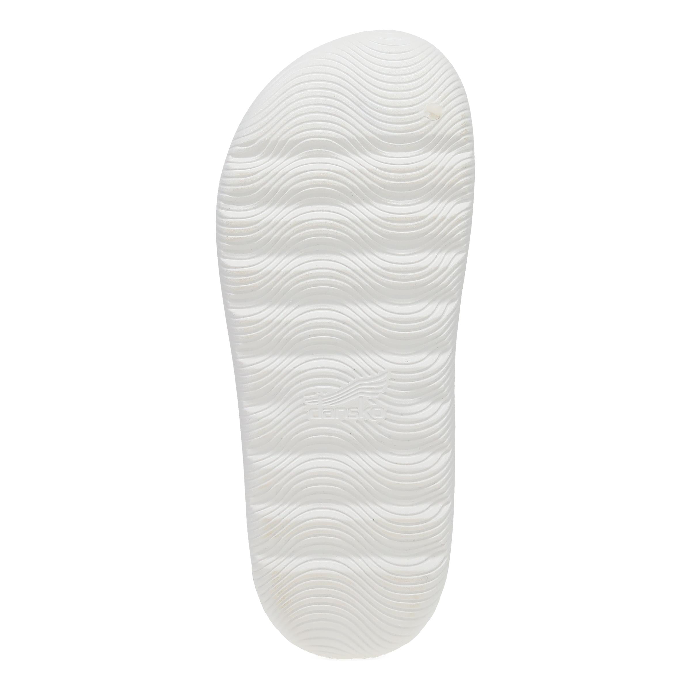  Devyn White Molded