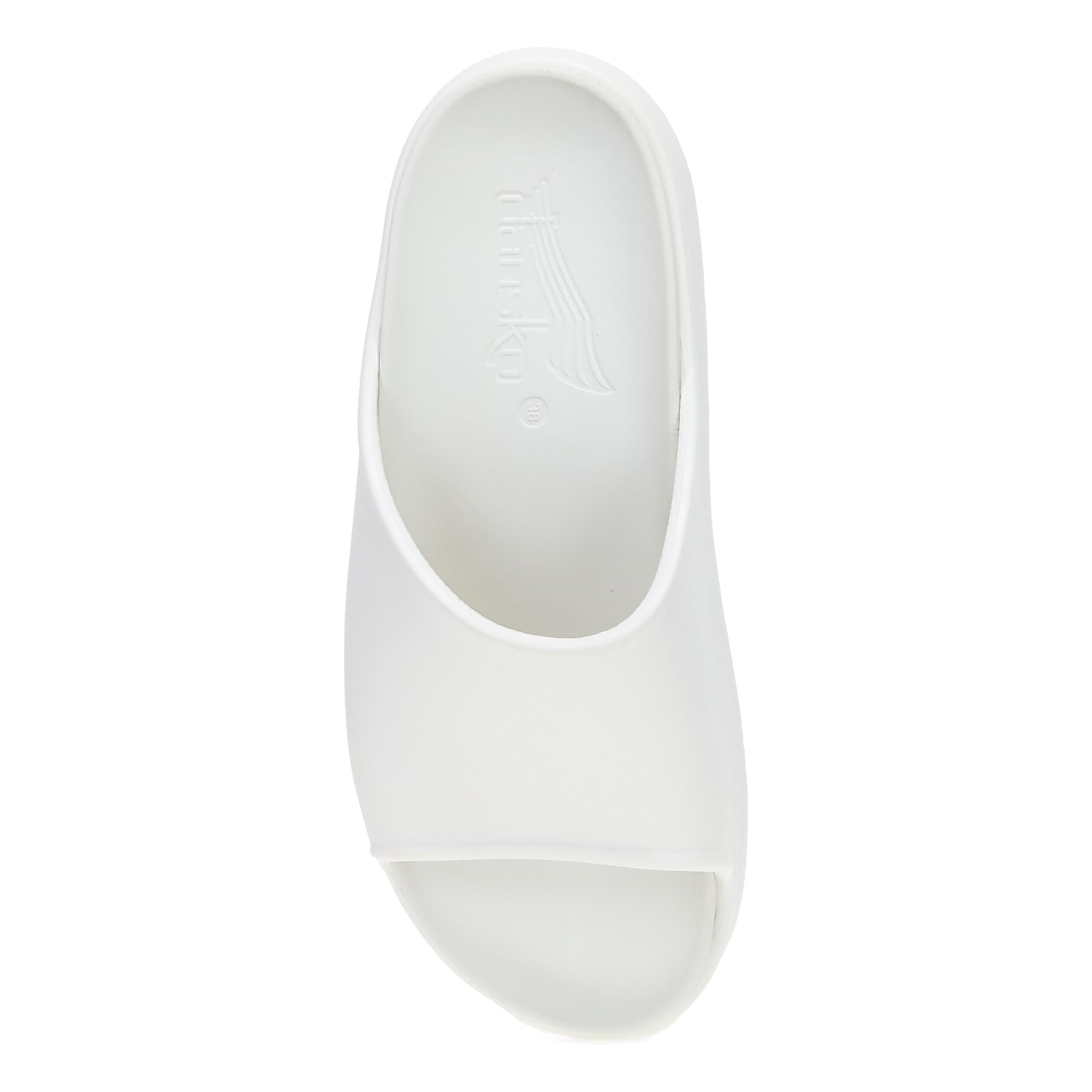  Devyn White Molded