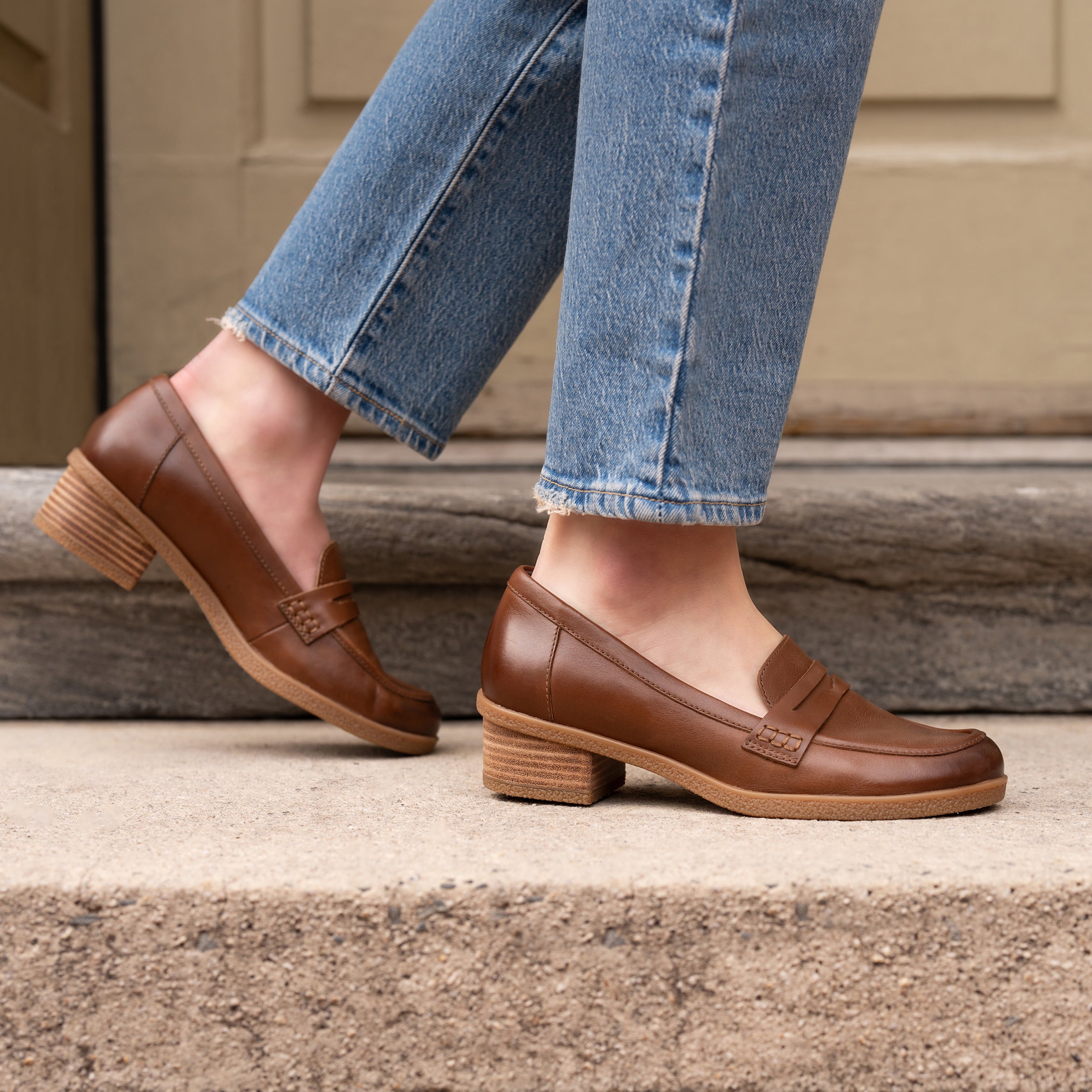 Dansko Danica Tan Waterproof Burnished