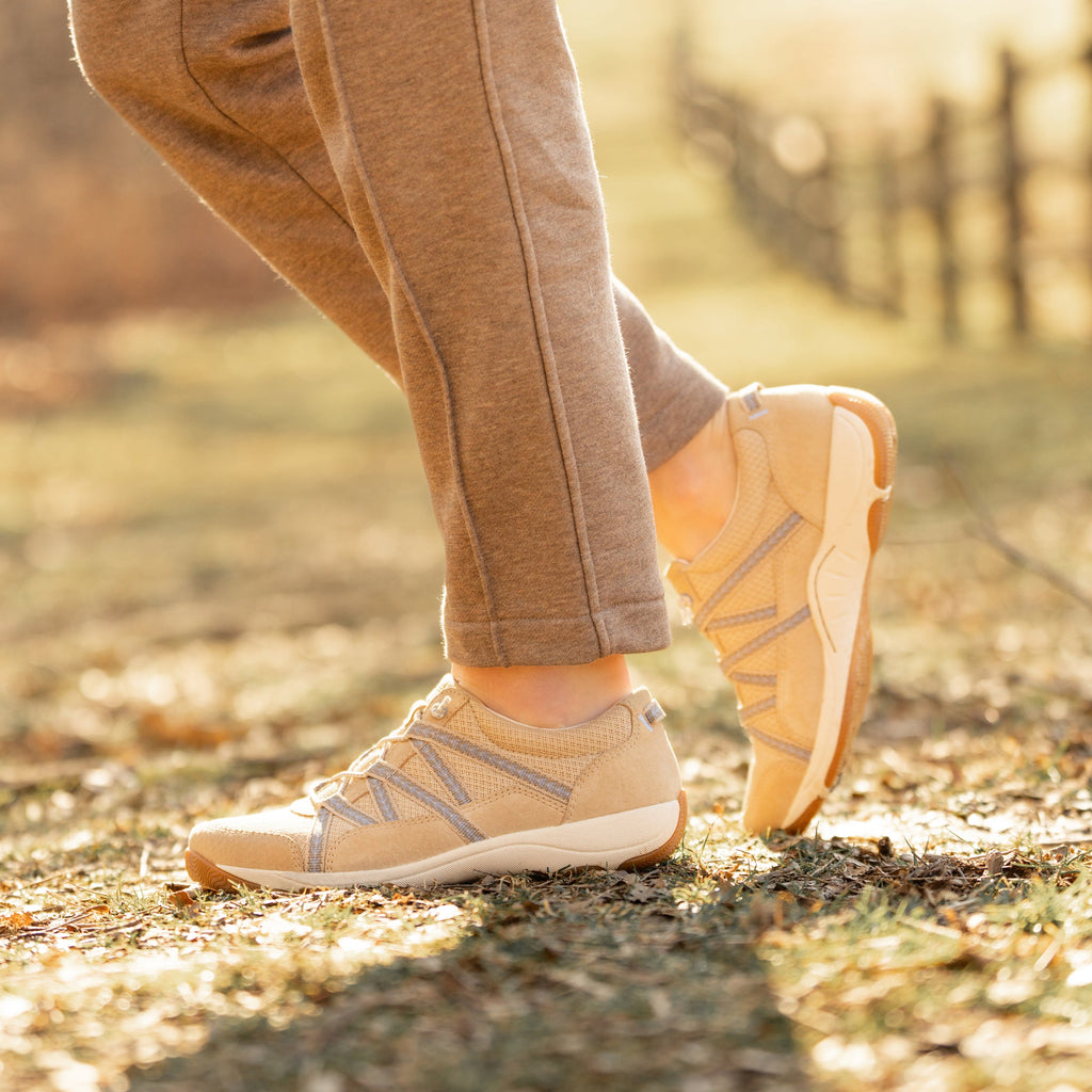 Dansko Harlyn Sand Suede