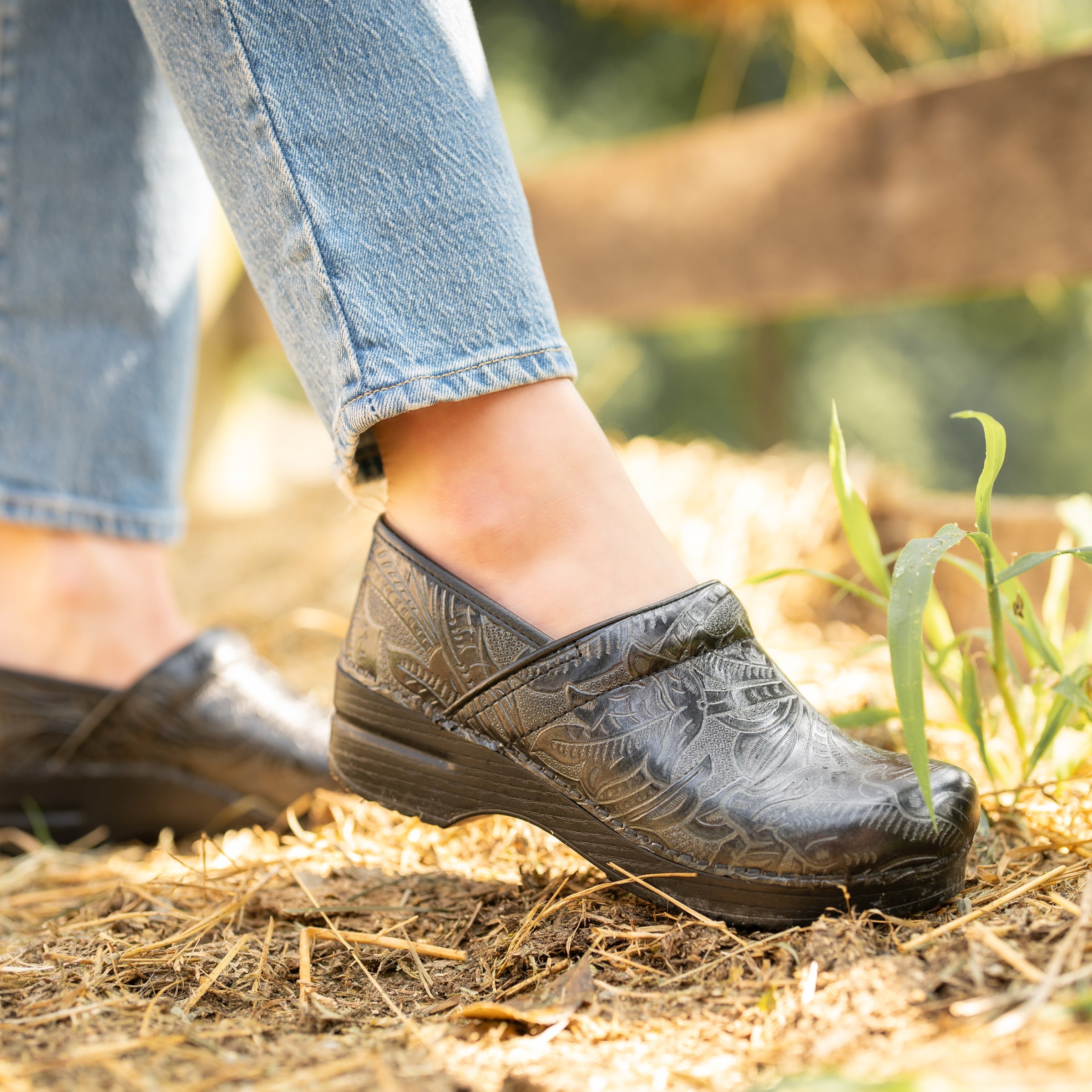 Dansko Professional Black Tooled