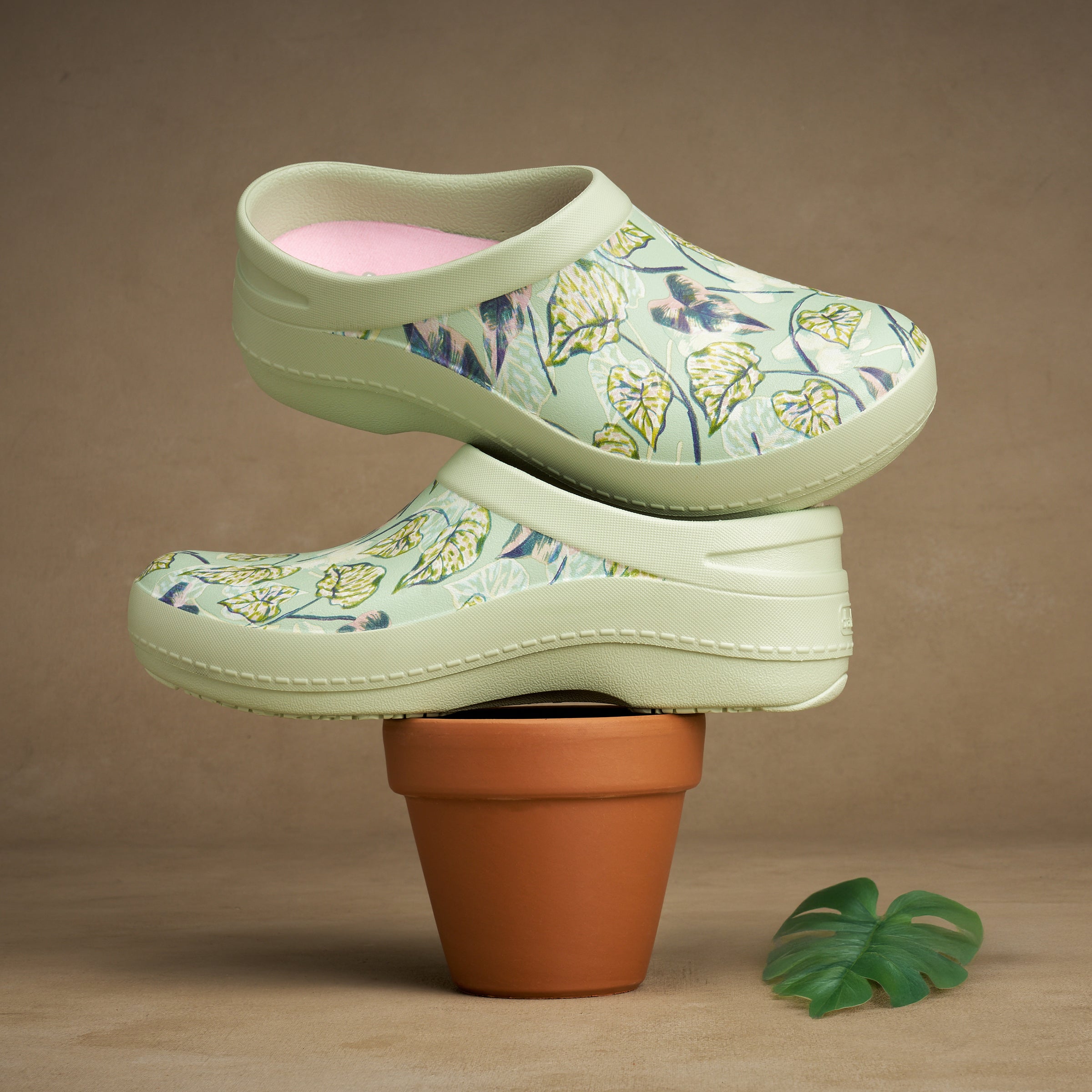 Dansko Kaci Houseplant Molded