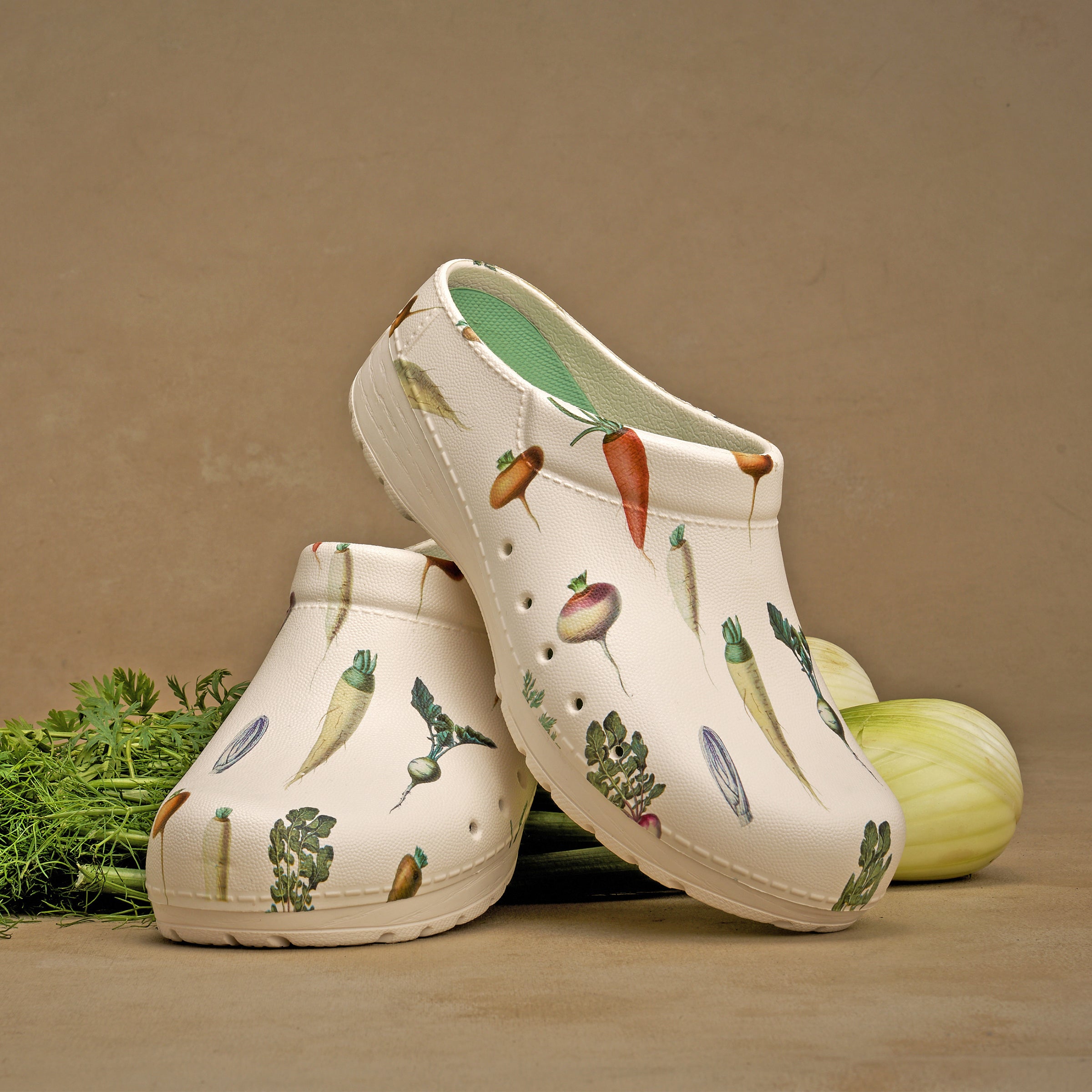 Dansko Kane Vintage Garden Molded