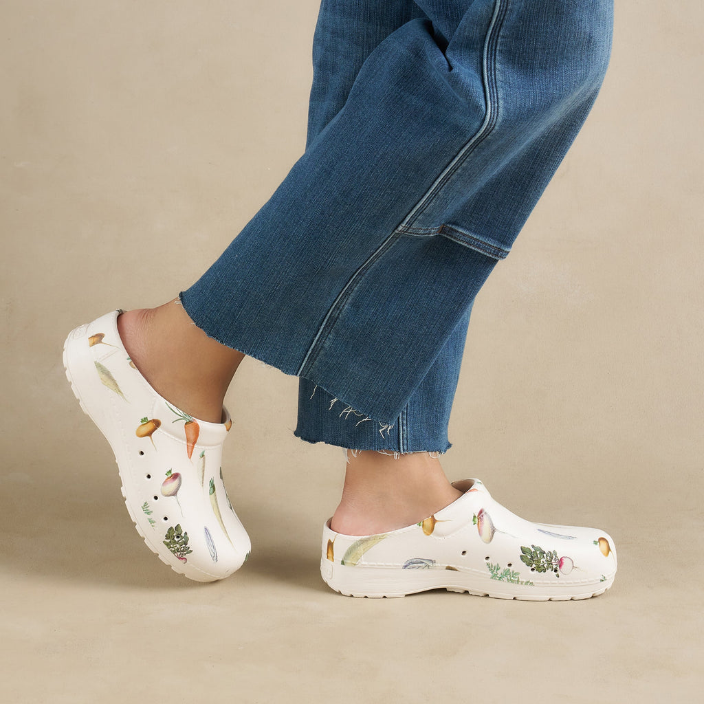 Dansko Kane Vintage Garden Molded