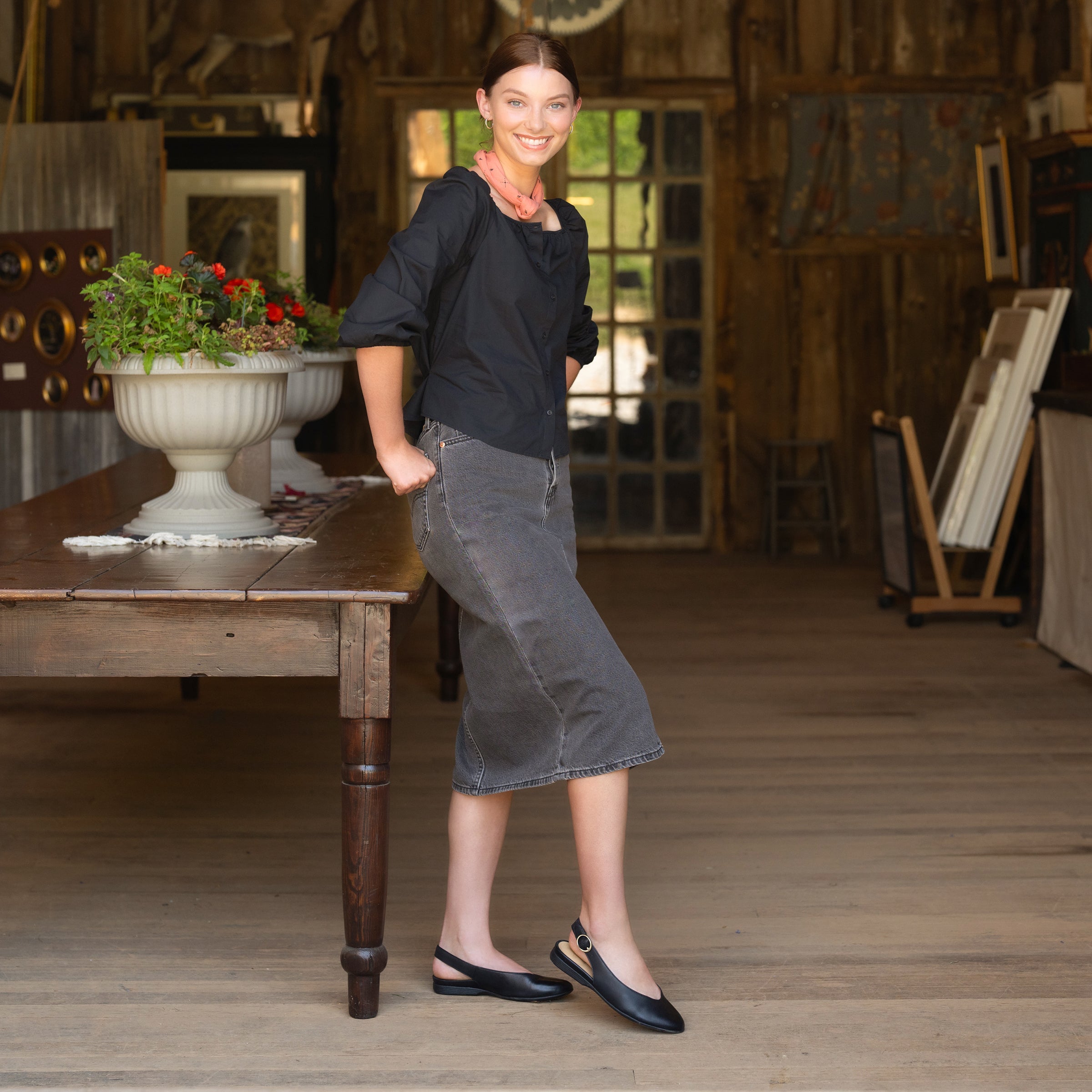  Lea Black Burnished Nappa