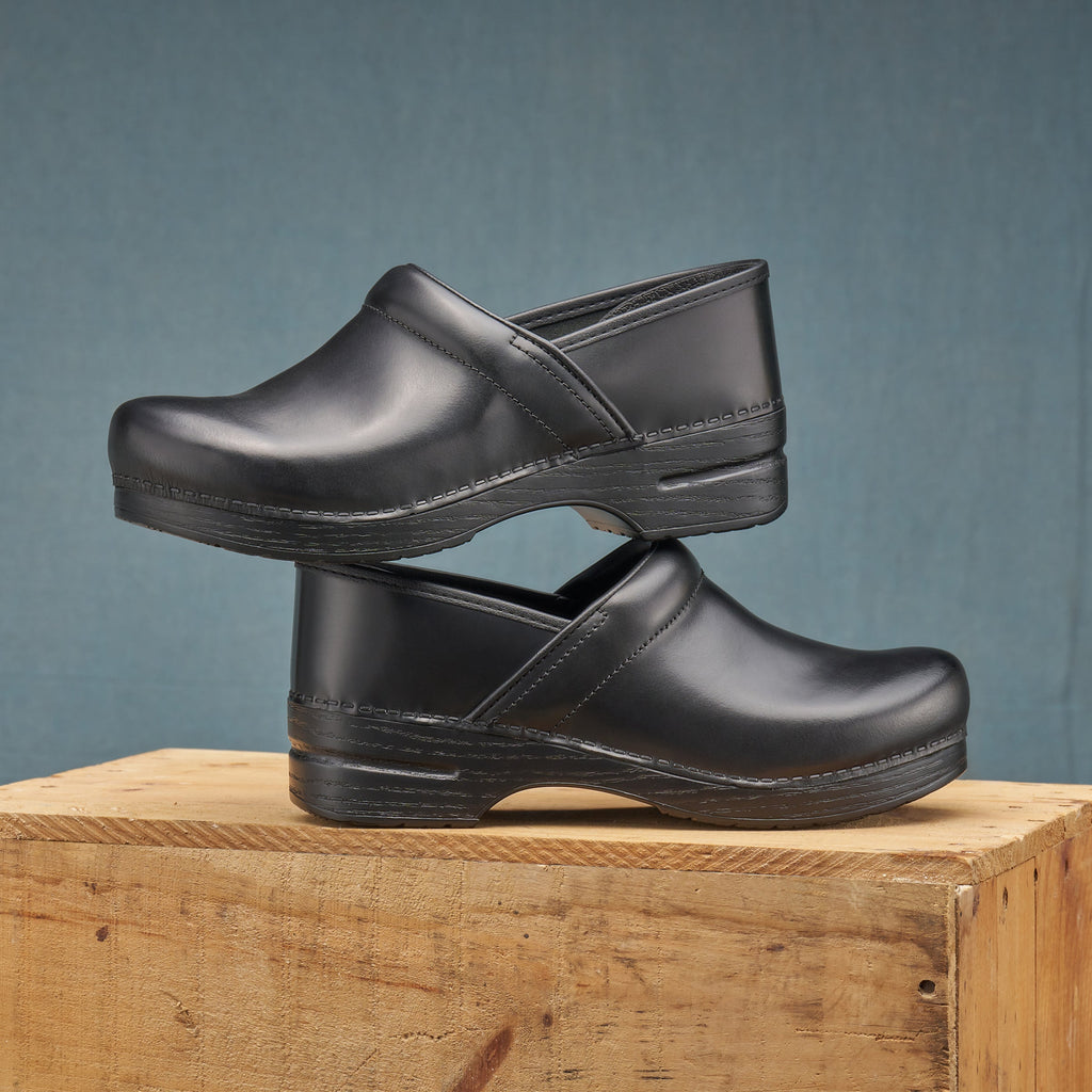 Dansko Professional Mens Black Cabrio