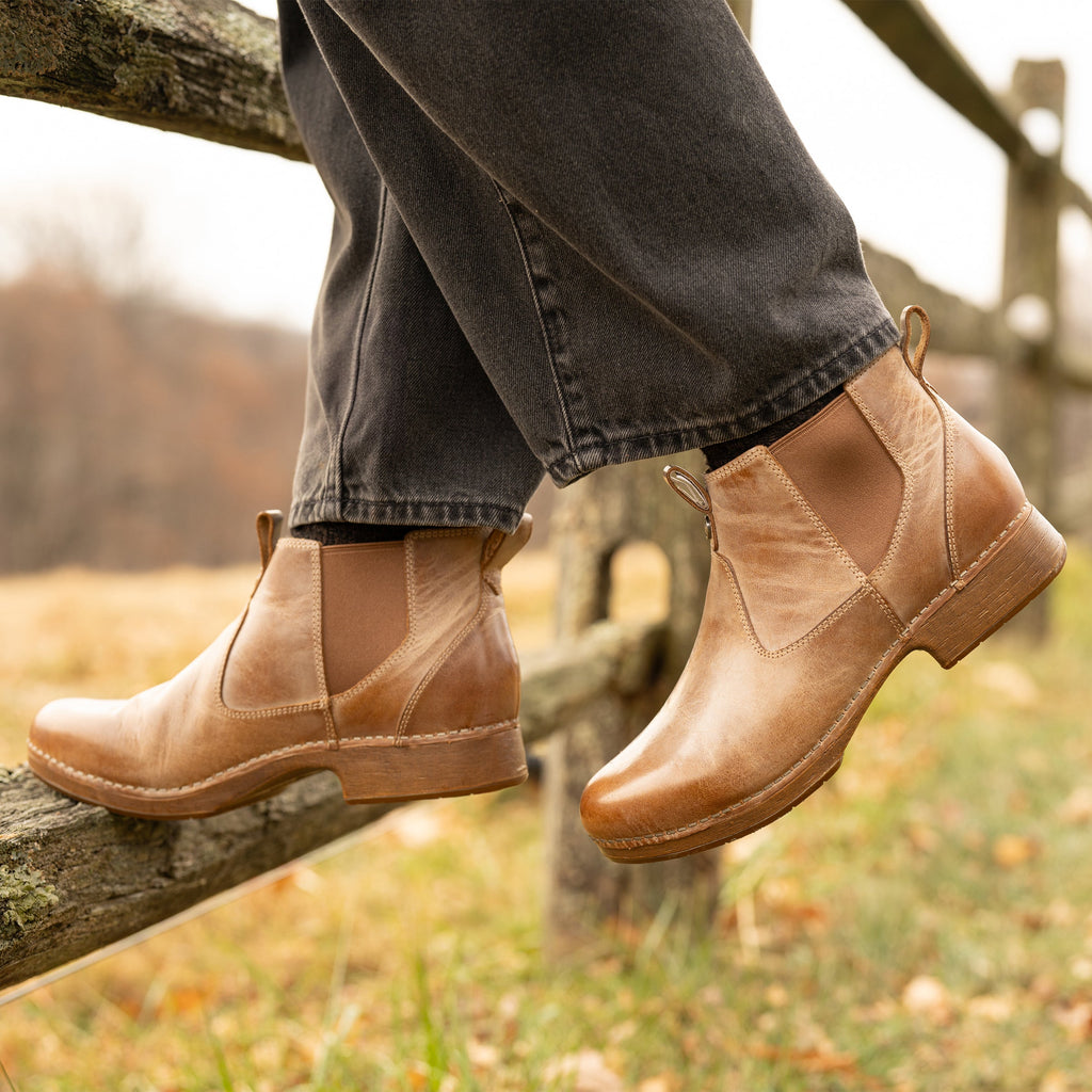 Dansko Michele Tan Waxy Brush Off