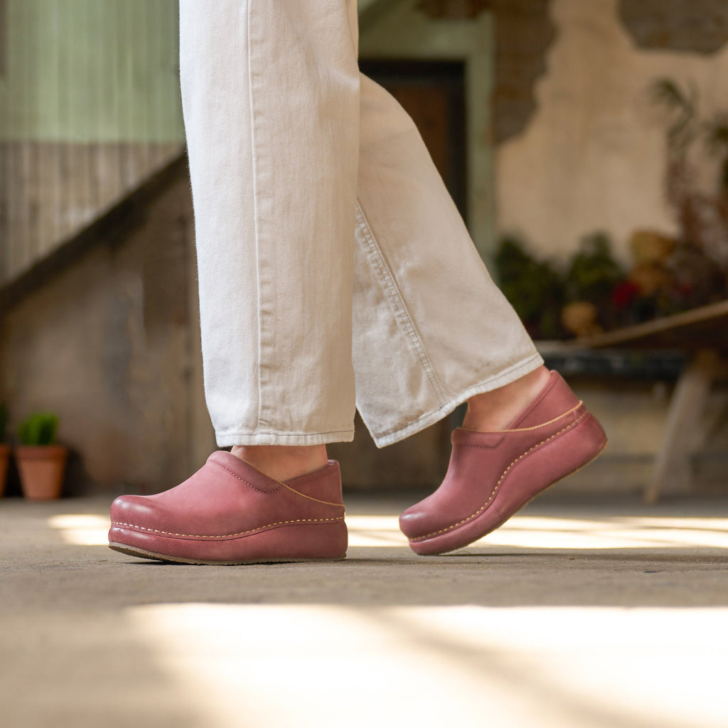 Dansko Platform Pro Rose Burnished Nubuck