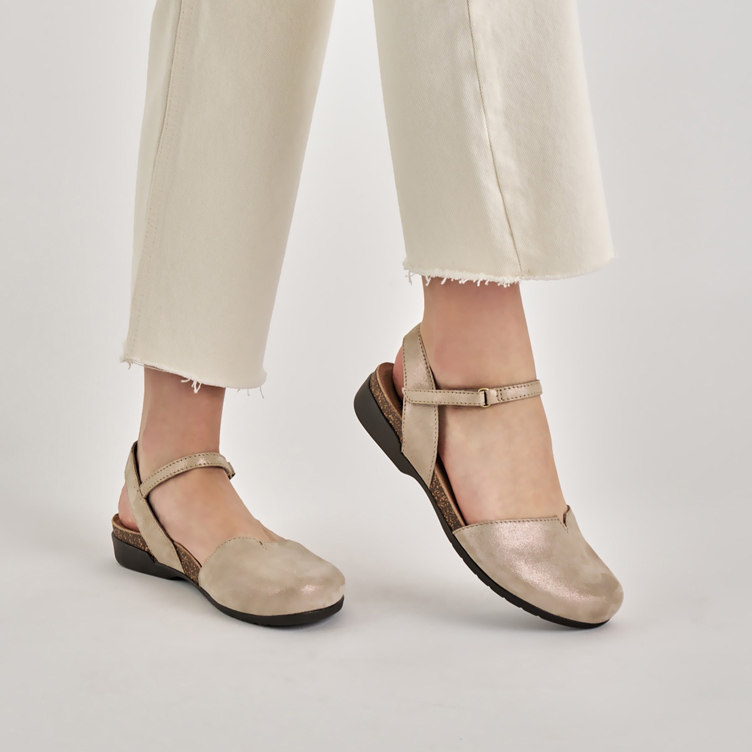 Dansko Rowan Beige Sparkle Suede