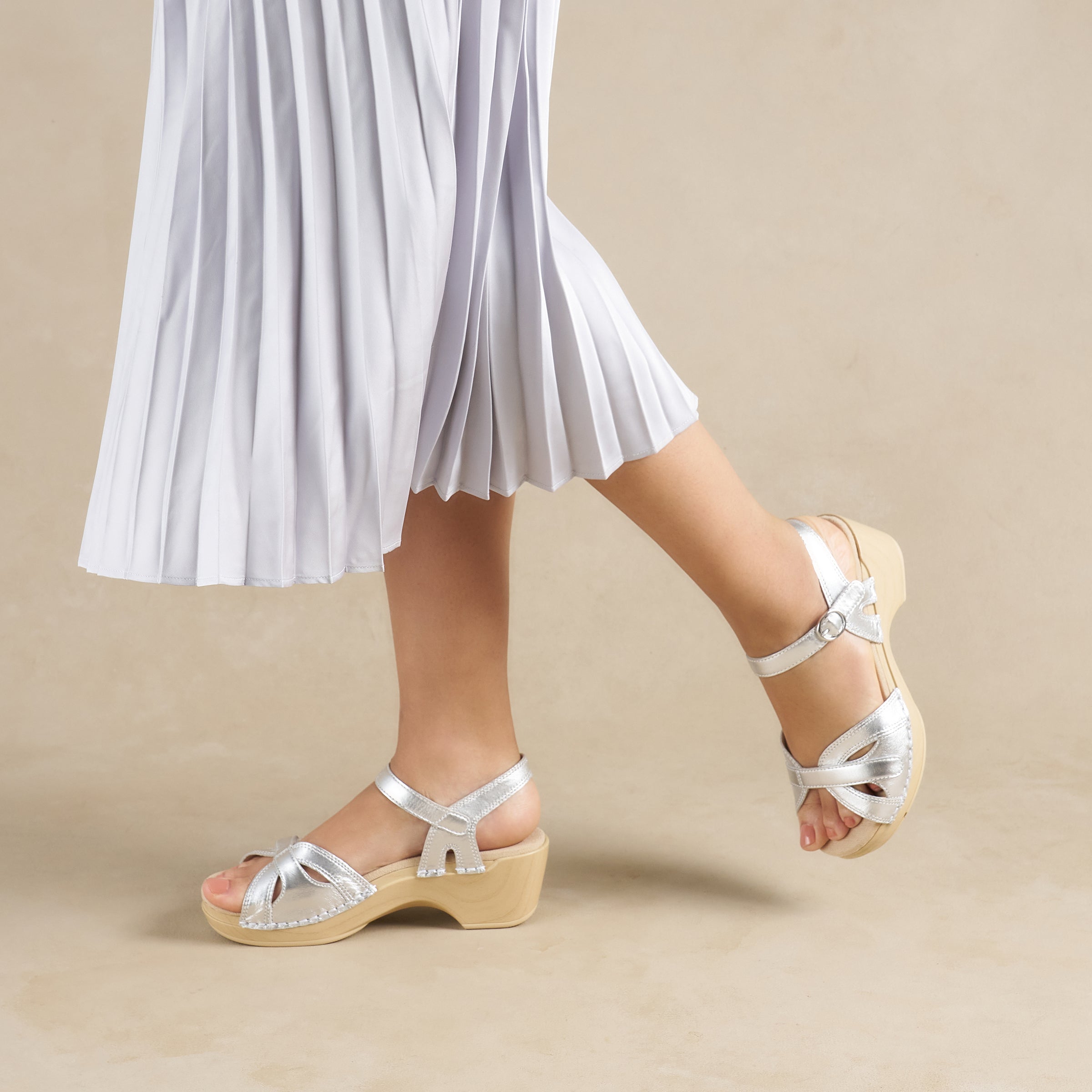 Dansko Season Silver Metallic
