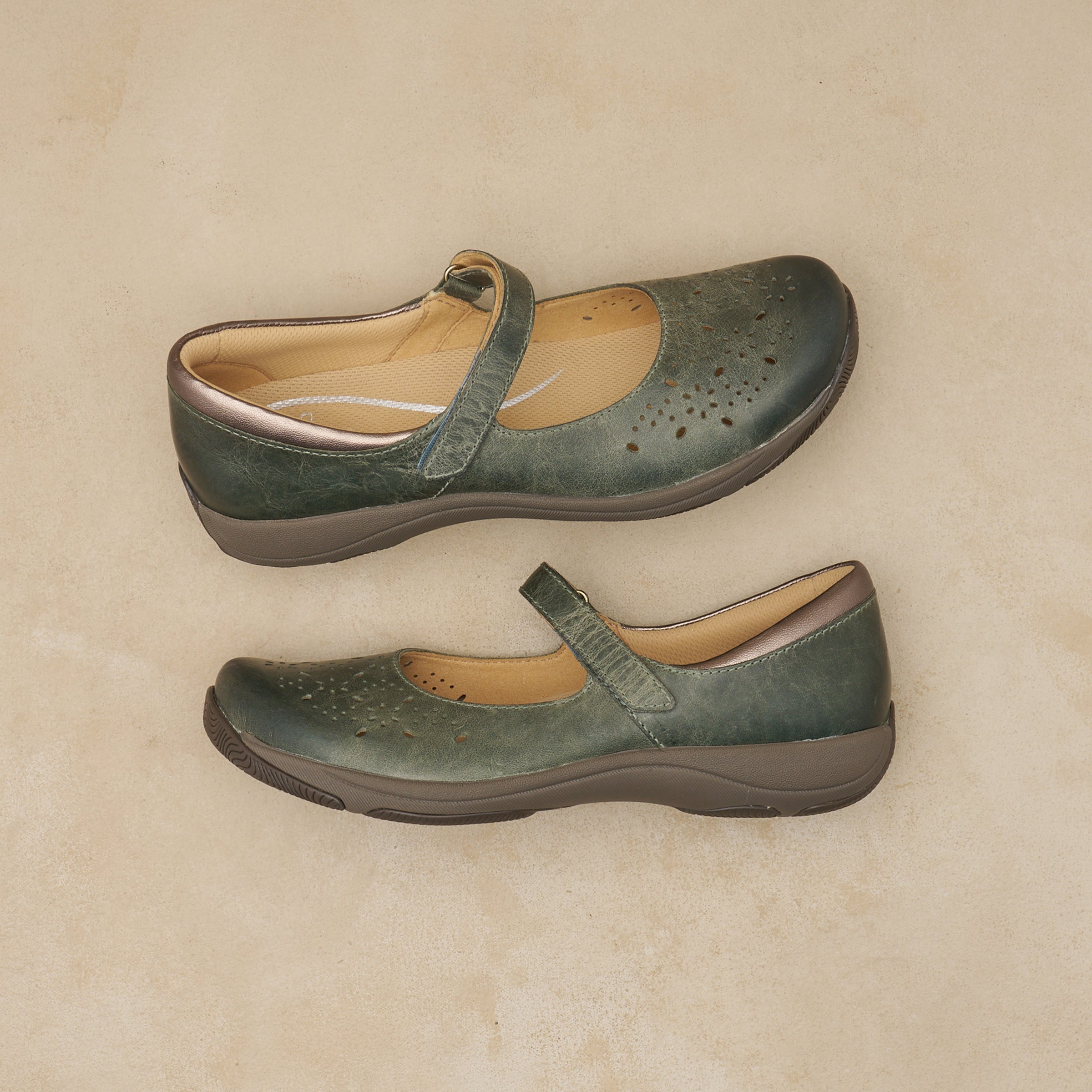 Dansko Stacy Lake Waxy Burnished
