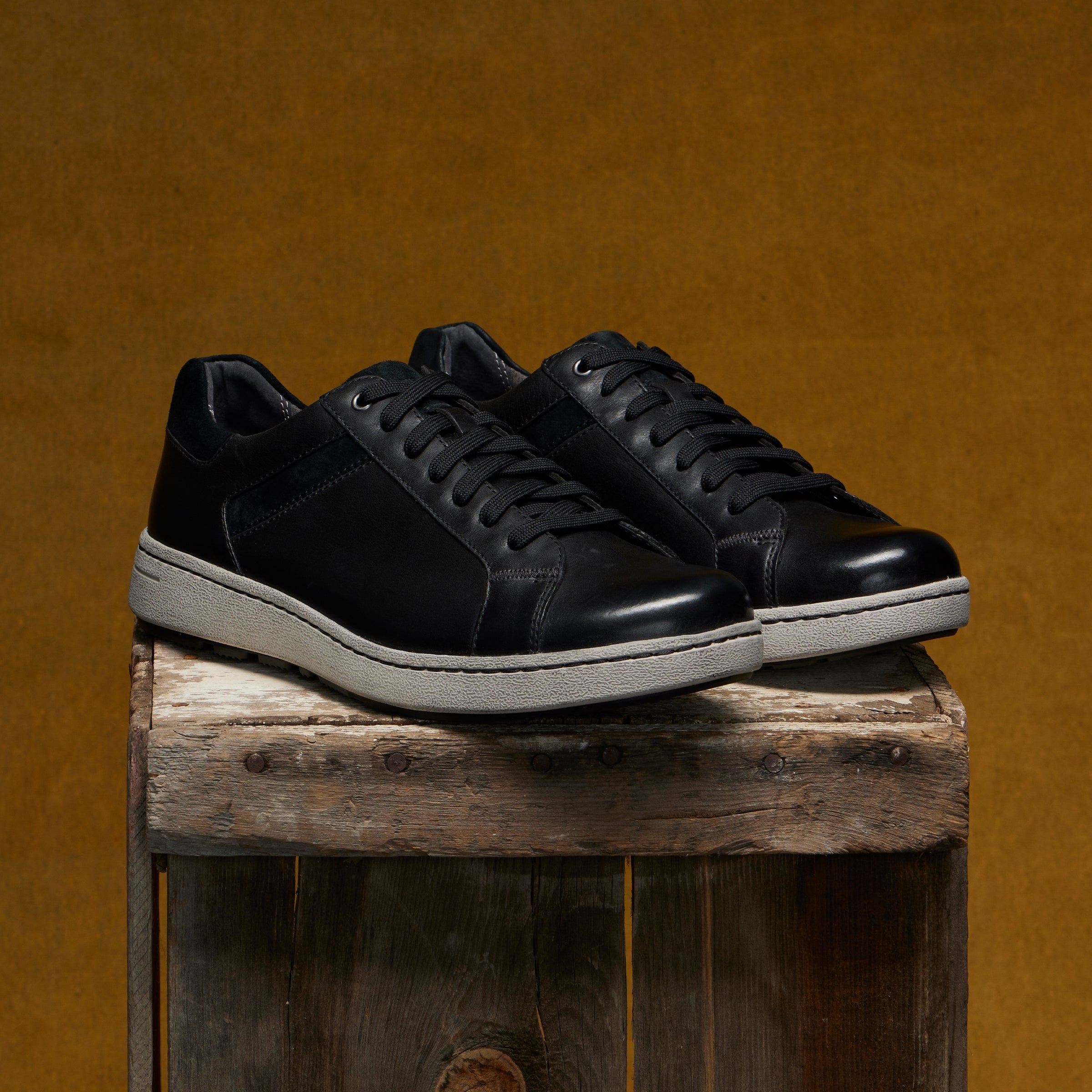 Dansko Trevor Black Burnished Calf