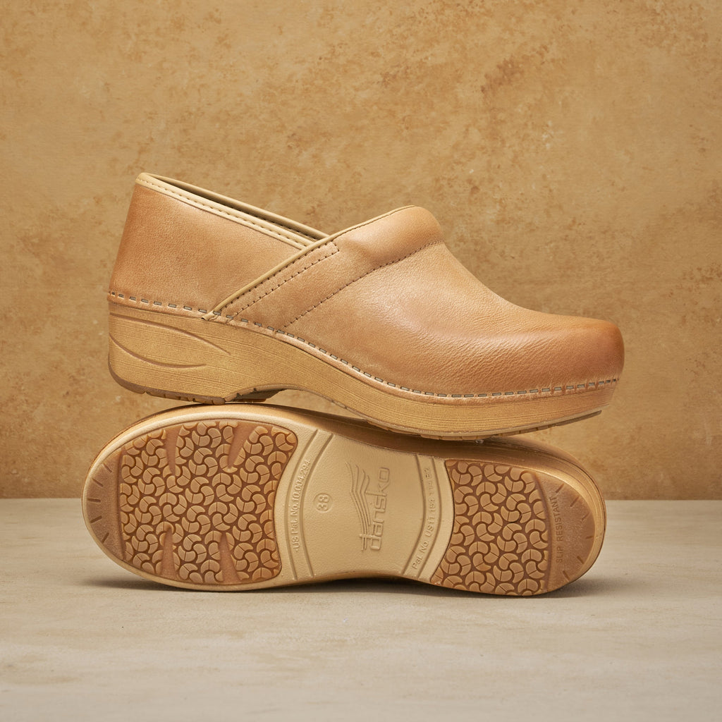 Dansko XP 2.0 Honey Distressed