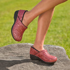 Dansko Wide XP 2.0 Pink Glitter